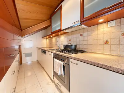 Haus zum Kauf in Maksimir, 400 m² - 17