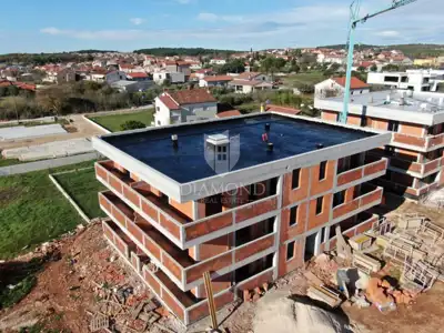 Comfortable 2-room apartment with two parking spaces - quiet surroundings of Pula - 3