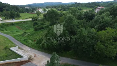 Pićan, surroundings, building plot surrounded by greenery - 5