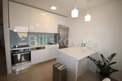 Solin center long-term rental, parking - 3