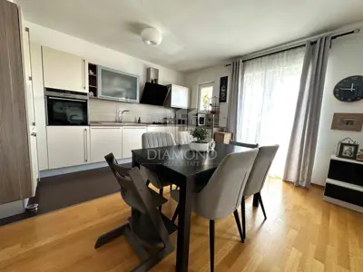Apartment for sale in Mladenići, 94 m² - 4