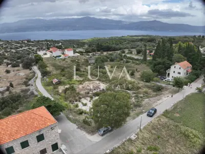Građevinsko zemljište 412 m², Škrip na Braču - dozvola i pogled na more - 7