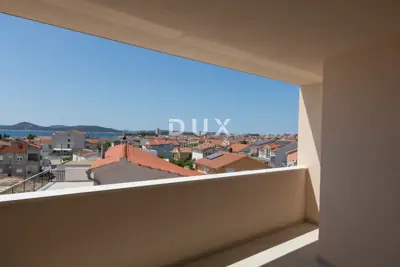 Penthouse 104.2 m², Vodice - 2 loggias and storage room