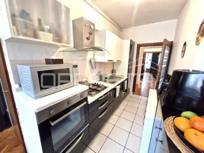 Stan 92 m², Sesvete - 3,5-soban s dvije lođe - 2
