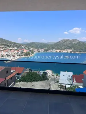 Stan 136 m², Trogir - novogradnja s pogledom na more - 9