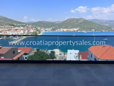 Stan 136 m², Trogir - novogradnja s pogledom na more - 8