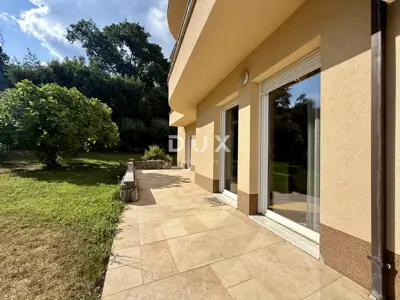 Apartment for sale in Opatija - Centar, 100 m² - 2