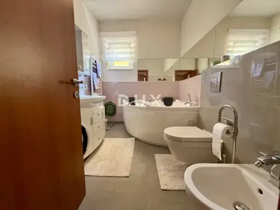 Apartment for sale in Opatija - Centar, 100 m² - 16