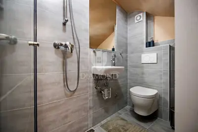 House 142 m², Rovinj center - renovated and furnished - 7