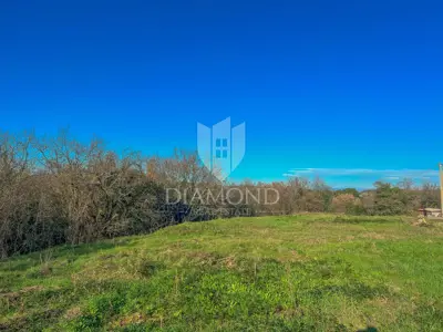 Building plot 2,676 m², Buje - residential use - 2