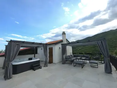 Haus, Brseč, Blick auf die Natur und Terrasse - 5