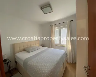 Stan, Brač, 128 m², 7-soban, 498 000 € - 8