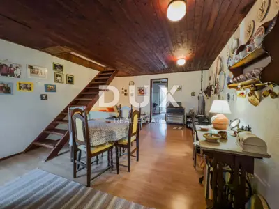 Haus 240 m², Draga Bašćanska - Altbau aus 1769. - 3