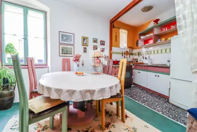 Stan 72 m², Rovinj centar - 3 spavaće sobe i terasa - 2