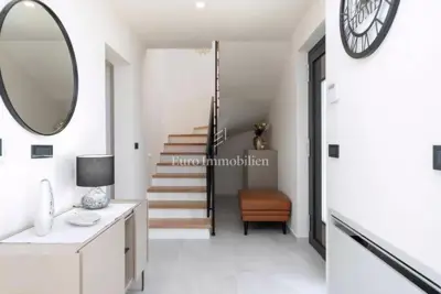 Haus zum Kauf in Poreč, 220 m² - 20