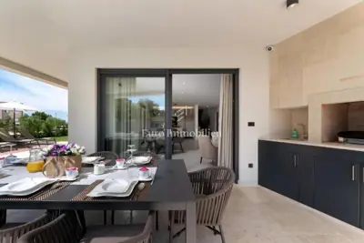 Haus zum Kauf in Poreč, 220 m² - 10