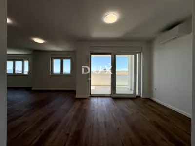 Apartman 123 m², Crikvenica - pogled na more i dvije terase - 2