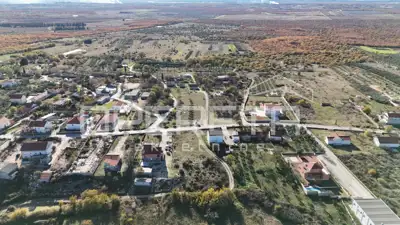 Building plot 501 m², Poličnik - by the main road - 2