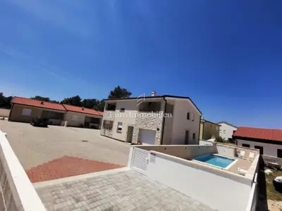 Kompleks na Viru, 180 m od mora i plaže - 3