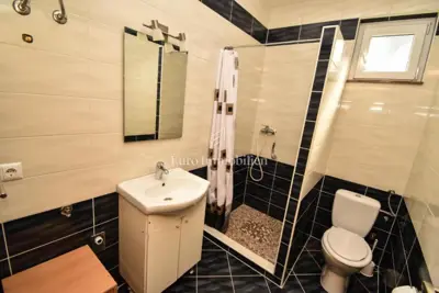 Kompleks na Viru, 180 m od mora i plaže - 15