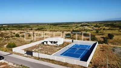 Building land with house and tennis court - Zemunik Gornji, 1,495 m²
