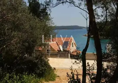 Hvar, Stari Grad, kamena kuća uz more na prodaju - 10