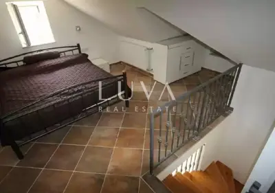 Hvar, Stari Grad, kamena kuća uz more na prodaju - 9