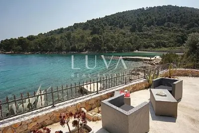 Hvar, Stari Grad, kamena kuća uz more na prodaju - 3