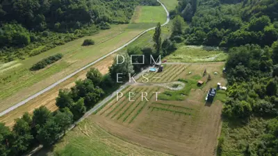 Land plot for sale in Moravče - 2