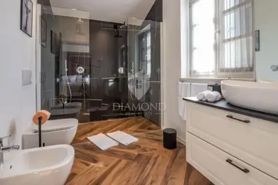 Villa 120 m², Poreč - Pool und überdachte Terrasse - 8