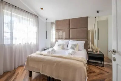 Villa 120 m², Poreč - Pool und überdachte Terrasse - 10