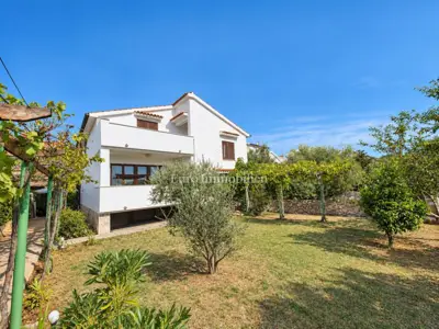 Kuća 214 m², Krk - mirna lokacija blizu mora - 4