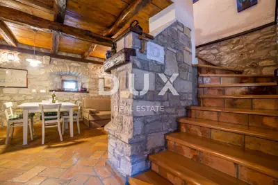 Houses 520 m², Gračišće - old town core and pool - 18