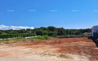 Građevinsko zemljište 990 m², Novigrad, atraktivna lokacija