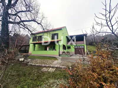 Kvarner, Čavle, Detached house, 280 m², 3,250 m² building land - 3