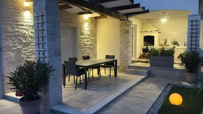 Villa 114 m², Tar - pool and solar panels - 10