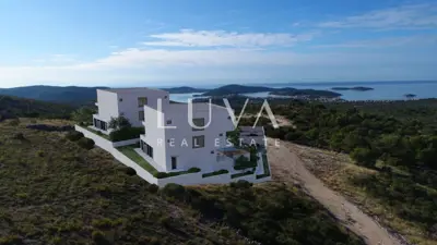 Villa 390 m², Rogoznica - pool and sea view - 12