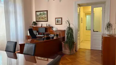 Zakup uredskog poslovnog prostora u centru Pule, kod tržnice – 133 m² (iznajmljivanje) - 5