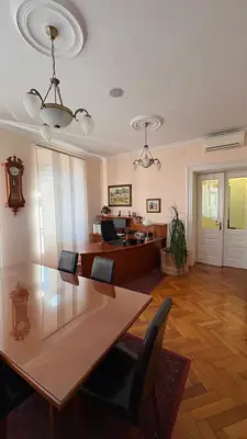 Zakup uredskog poslovnog prostora u centru Pule, kod tržnice – 133 m² (iznajmljivanje) - 7