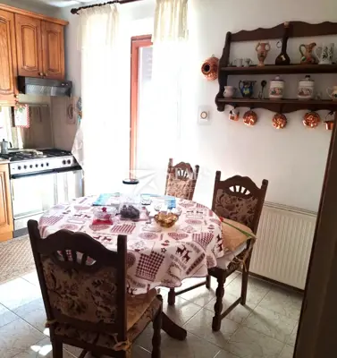 Haus 300 m², Rukavac - 3 Wohneinheiten und Garten - 13
