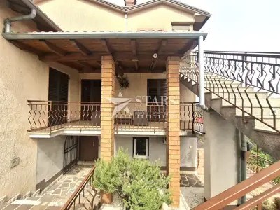 House 300 m², Rukavac - 3 residential units and garden - 13