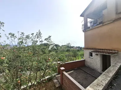 House 300 m², Rukavac - 3 residential units and garden - 4