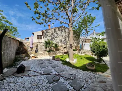 Pula, Galižana. Renoviert, - 4