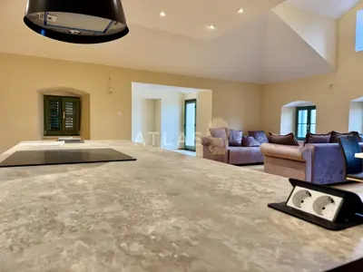 Stan 185 m², Opatija - Centar, dvoetažni uz more - 5