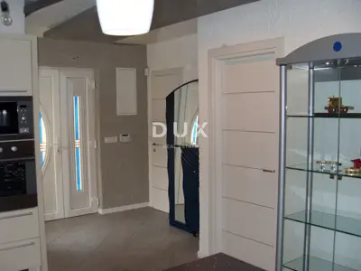 House 191 m², Novi Vinodolski - second row to the sea - 11