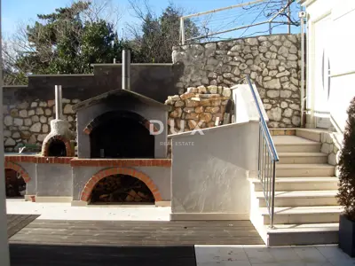 House 191 m², Novi Vinodolski - second row to the sea - 9