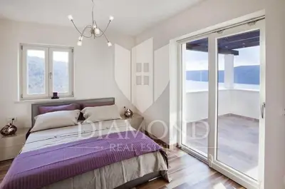 Villa 240 m², Labin - Meerblick und Blick auf den kleinen Hafen - 13