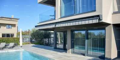 Haus 250 m², Poreč - 500 m von dem Strand