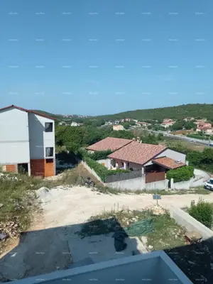 Haus 150 m², Rovinjsko Selo - 2 Apartments und Terrassen