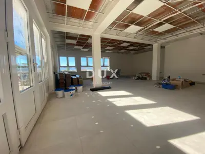 Commercial property for rent in Viškovo, 100 m² - 15